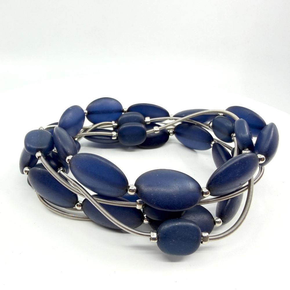 Y2K Navy Blue Bead Coil Bracelet - Statement Fashion Accessory Gift